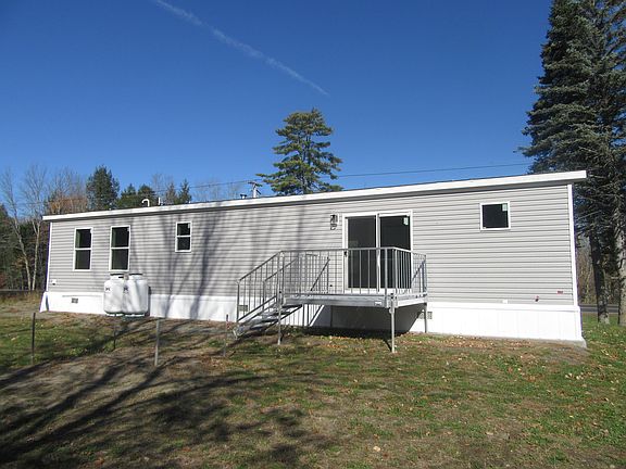 4th image of 826 Waterville Road