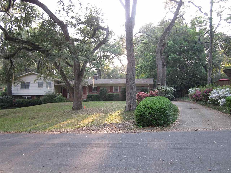 1st image of 2920 Lasswade Dr