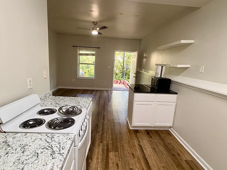 471 Pond Weed Dr #BASEMENT — Photo 10