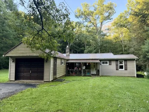 5424 Millcreek Dr, Strattanville, PA 16258