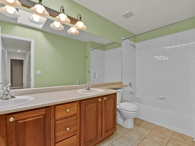 705 Witchhazel Ct — Photo 39