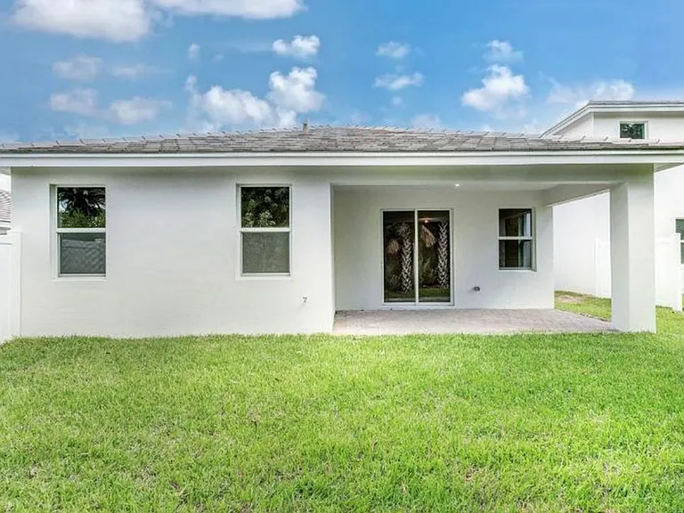 1100 Limestone Creek Rd — Photo 16