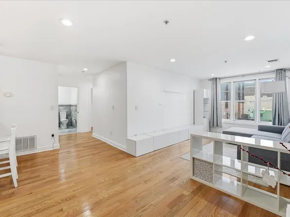 544 28th Street image 7 of 19