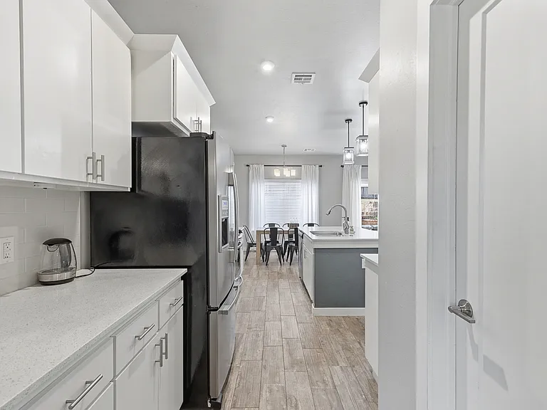 624 NW 181st St — Photo 13