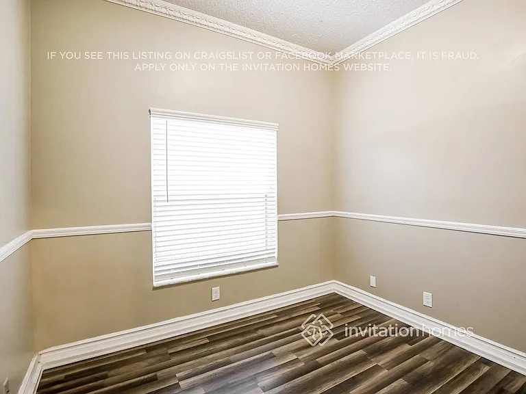 6821 NW 28th Pl — Photo 13