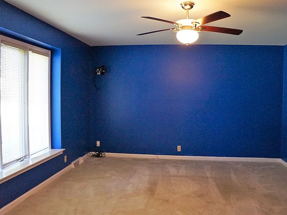 Enjoy views-Butterfly Garden