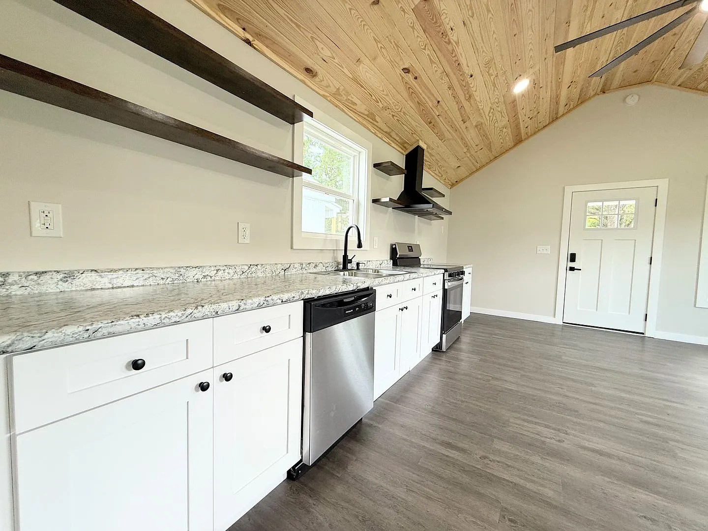 506 1st Ave W- Lot 6A — Photo 3