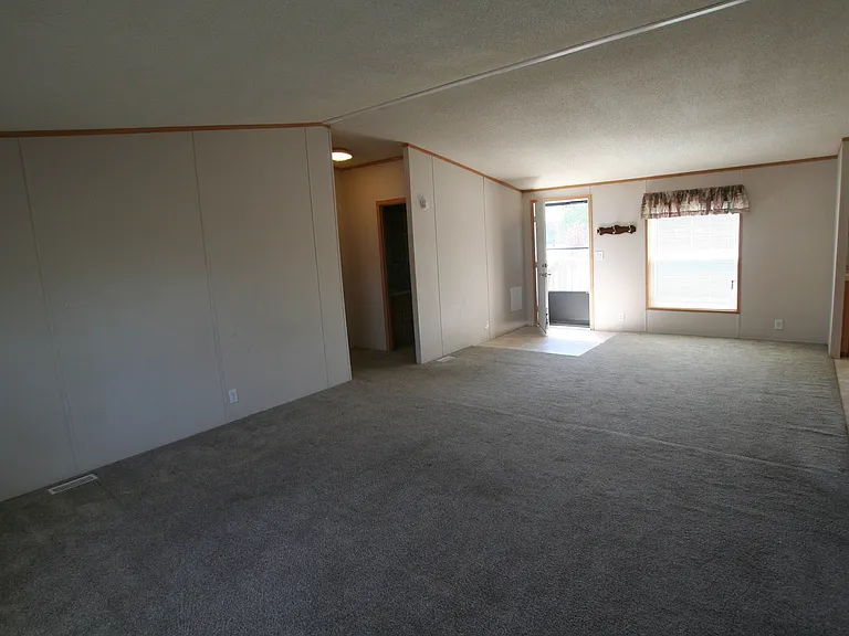 123 Silver Maple Dr — Photo 5