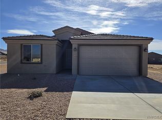 7460 E Curvo Dr, Kingman, AZ 86401