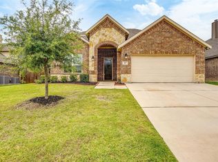 417 Hudson Ln, Burleson, TX 76028