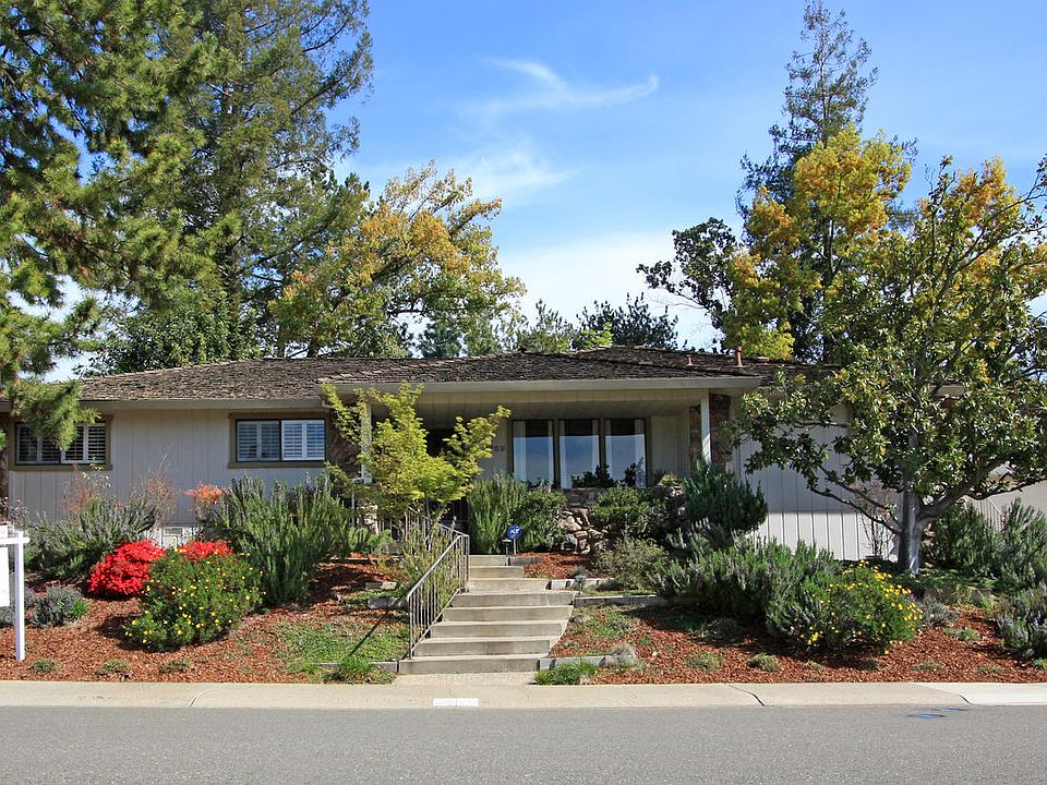 1st image of 7769 Palmyra Dr