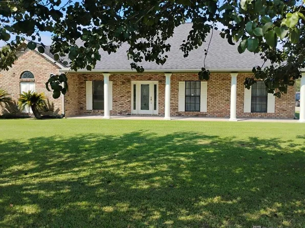25595 Ashland Bend Dr, Denham Springs, LA 70726