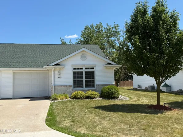 253 Briarheath Dr, Defiance, OH 43512