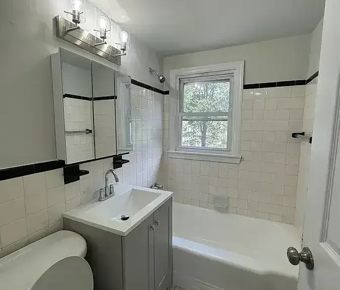 35 Goodyear St #1 — Photo 8