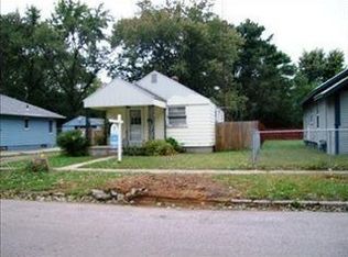 251 Parker Ave, Benton Harbor, MI 49022