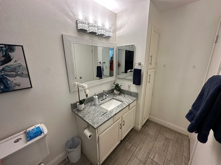 540 N May St #9-2122 — Photo 15