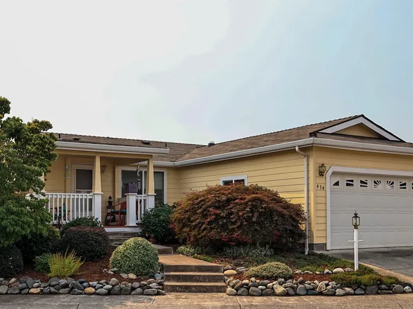 434 Orth Dr, Central Point, OR 97502