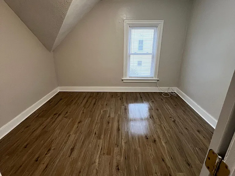 63 Cypress St #3 — Photo 6