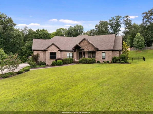 105 Foxtail Run, Florence, AL 35634