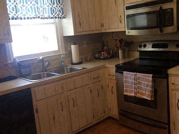 4th image of 2306 Krossridge Ct
