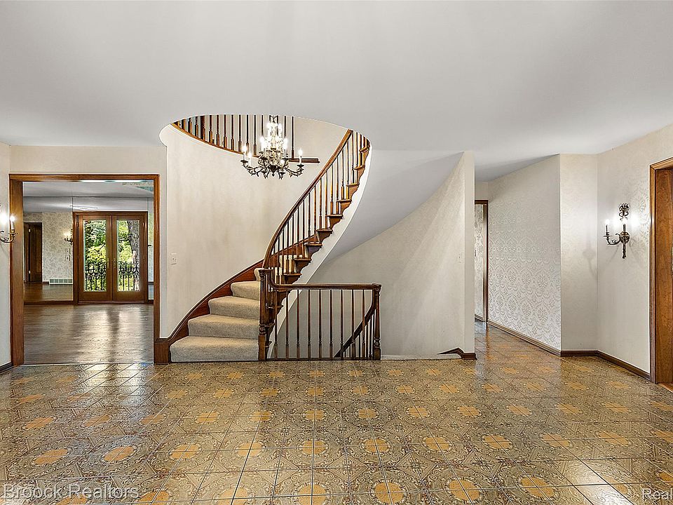 1574 Indianwood Ct, photo 3