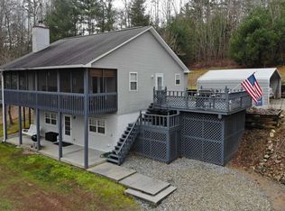 77 Critter Haven Dr, Blairsville, GA 30512