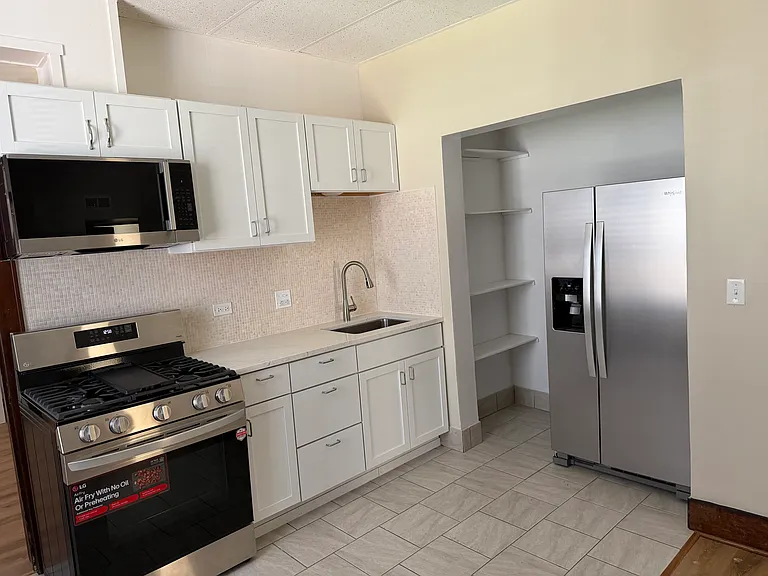 61 S Lincoln Ave #O — Photo 3