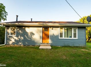 10051 Old Agency Rd, Agency, IA 52530