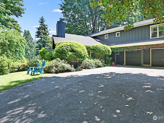 2nd image of 4321 Olympic Boulevard