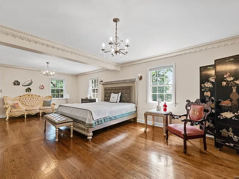 328 W Ridgewood Ave — Photo 16