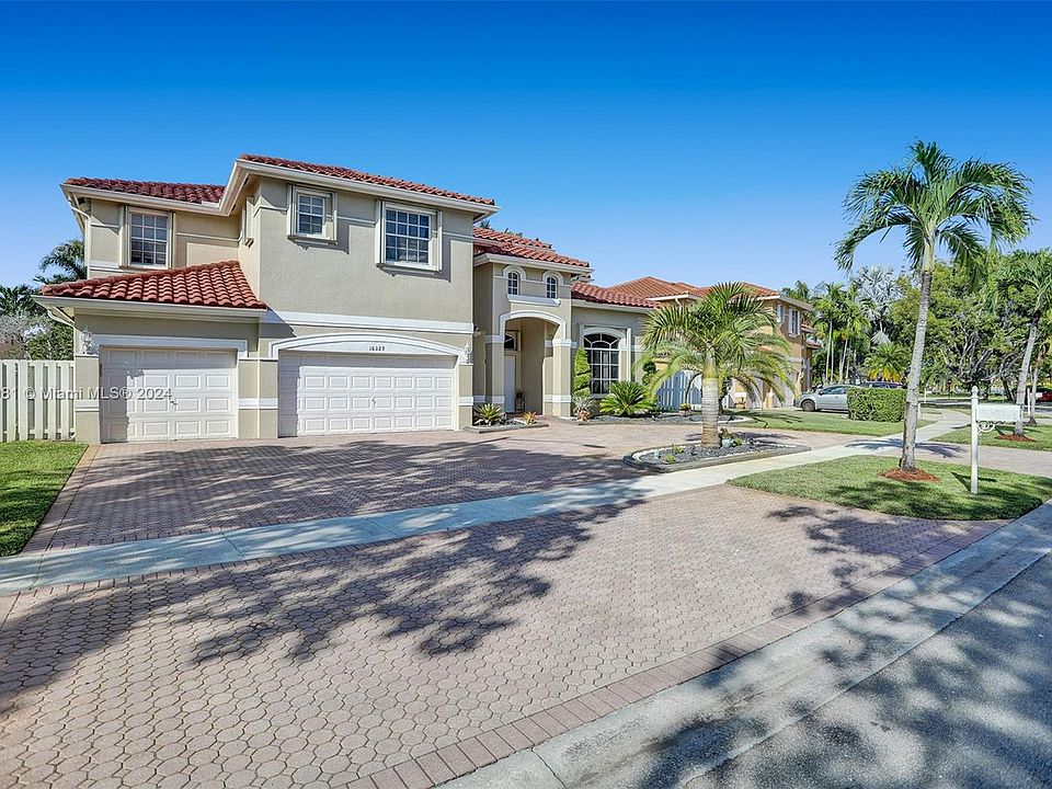1st image of 16329 NW 15th St