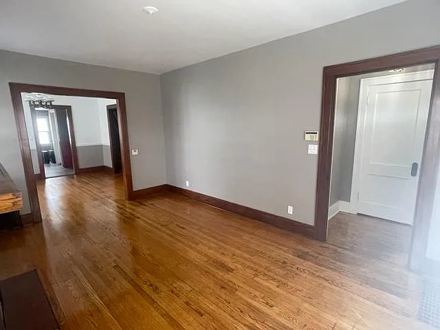 2950 Arlington Ave — Photo 6