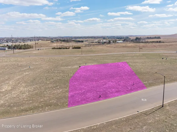 LOT 7 Wahl St, Dickinson, ND 58601
