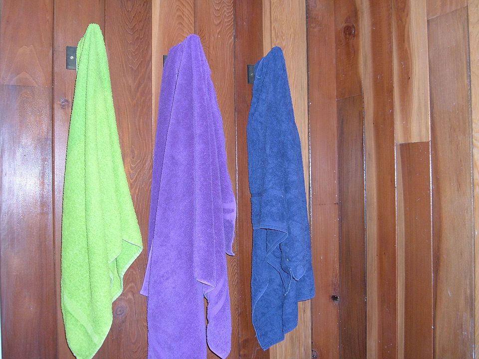 solid Antique RedWood Bath Walls