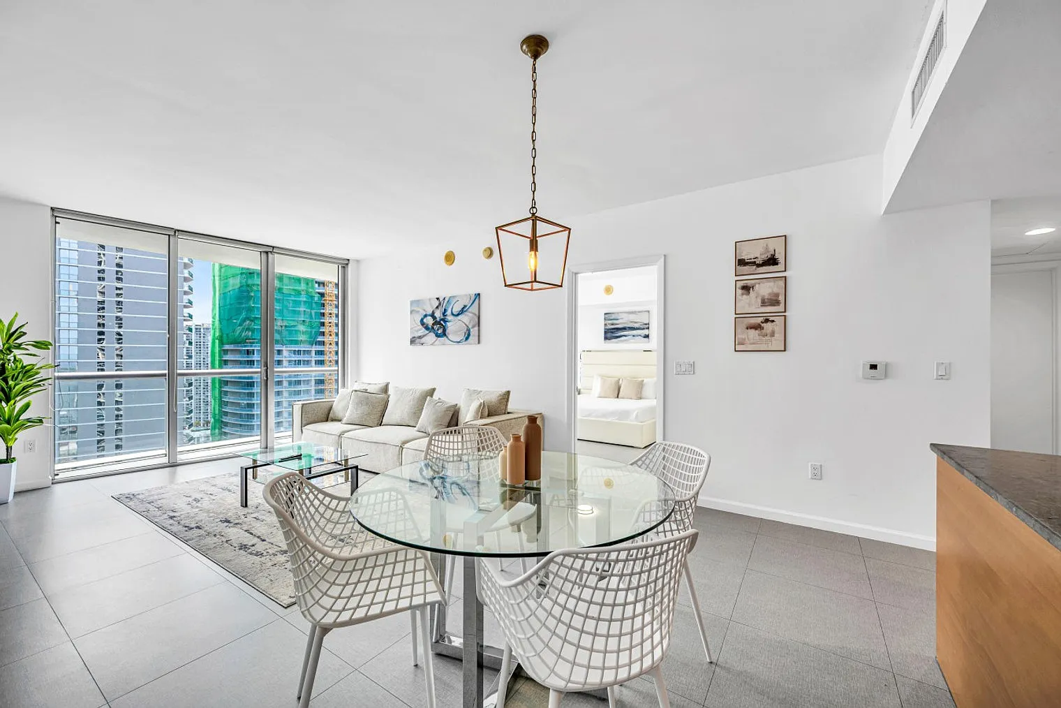 1 bed, 1.0 bath, 9063 sqft, $4,245 — Photo 3