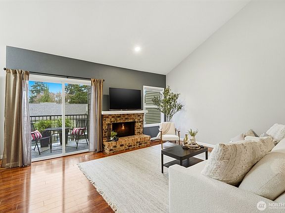 2nd image of 820 E Cady Rd #A304