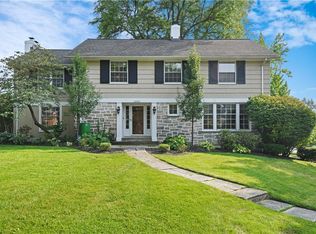 22420 Calverton Rd, Shaker Heights, OH 44122