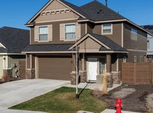 20594 SE Slate Ave, Bend, OR 97702