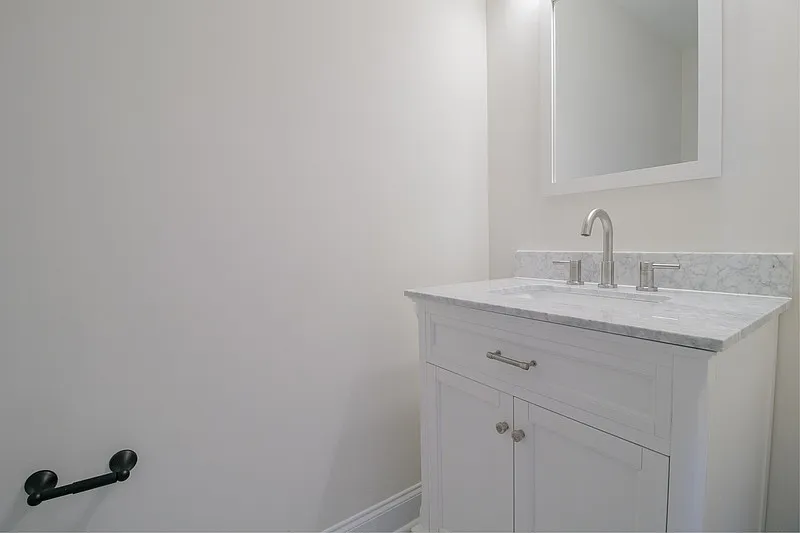 2 bed, 2.5 bath, 1270 sqft, $1,230 — Photo 4
