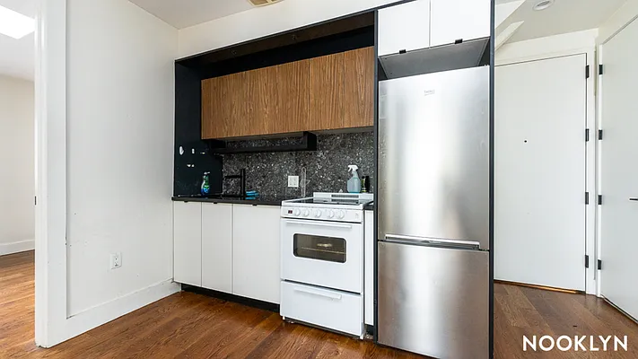 Rented by Nooklyn NYC LLC | media 20