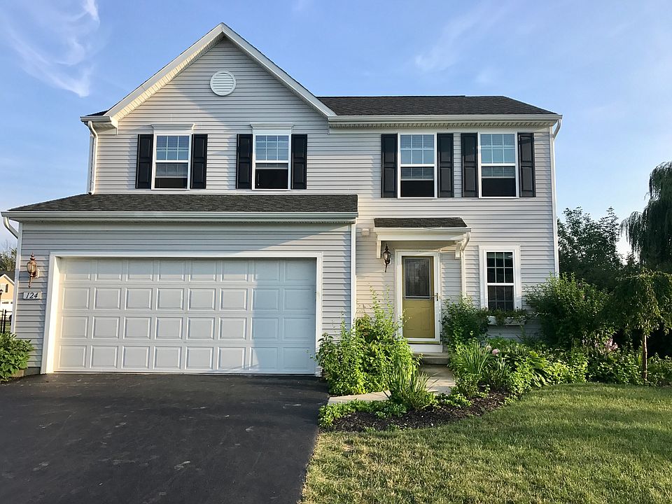 1st image of 124 Waterford Park