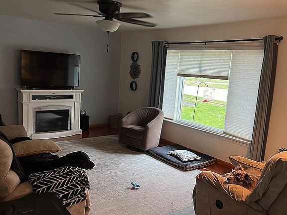 4th image of 306 Park Dr