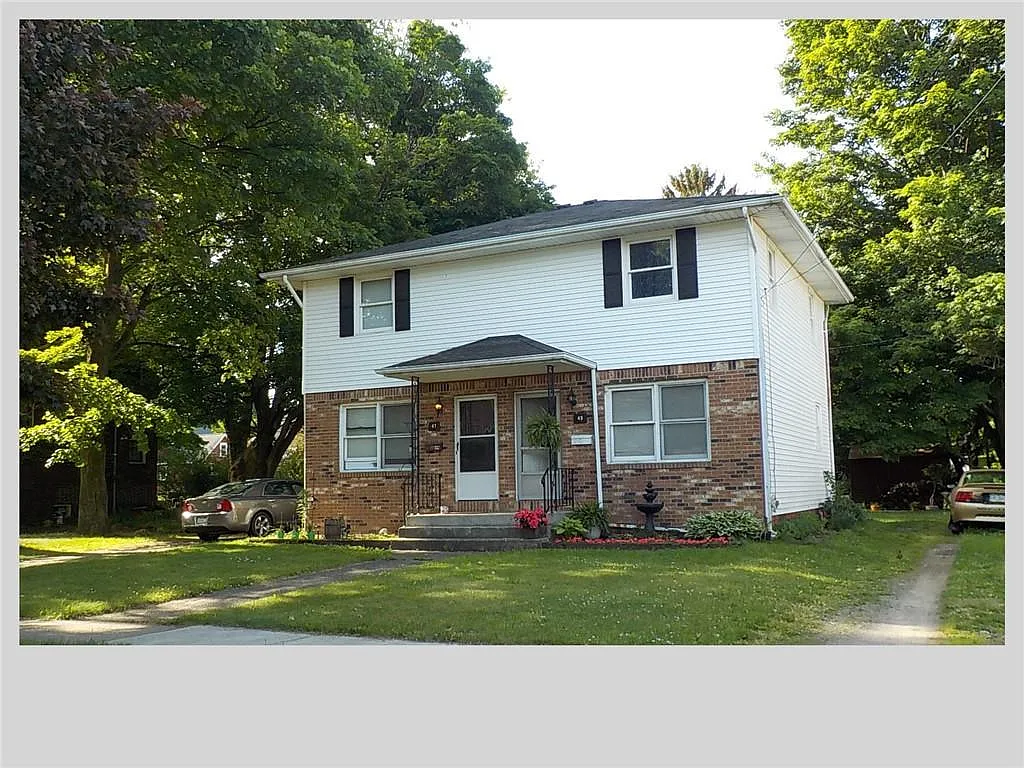 49 Eagle St photo 1