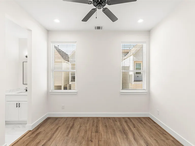 1810 Palmetto Landing Ct — Photo 24