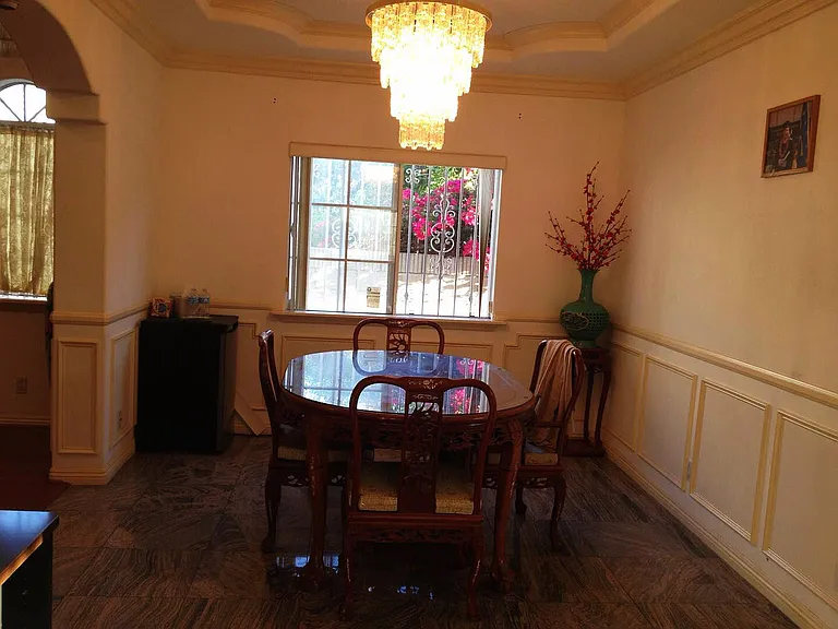 4735 Willard Ave — Photo 13