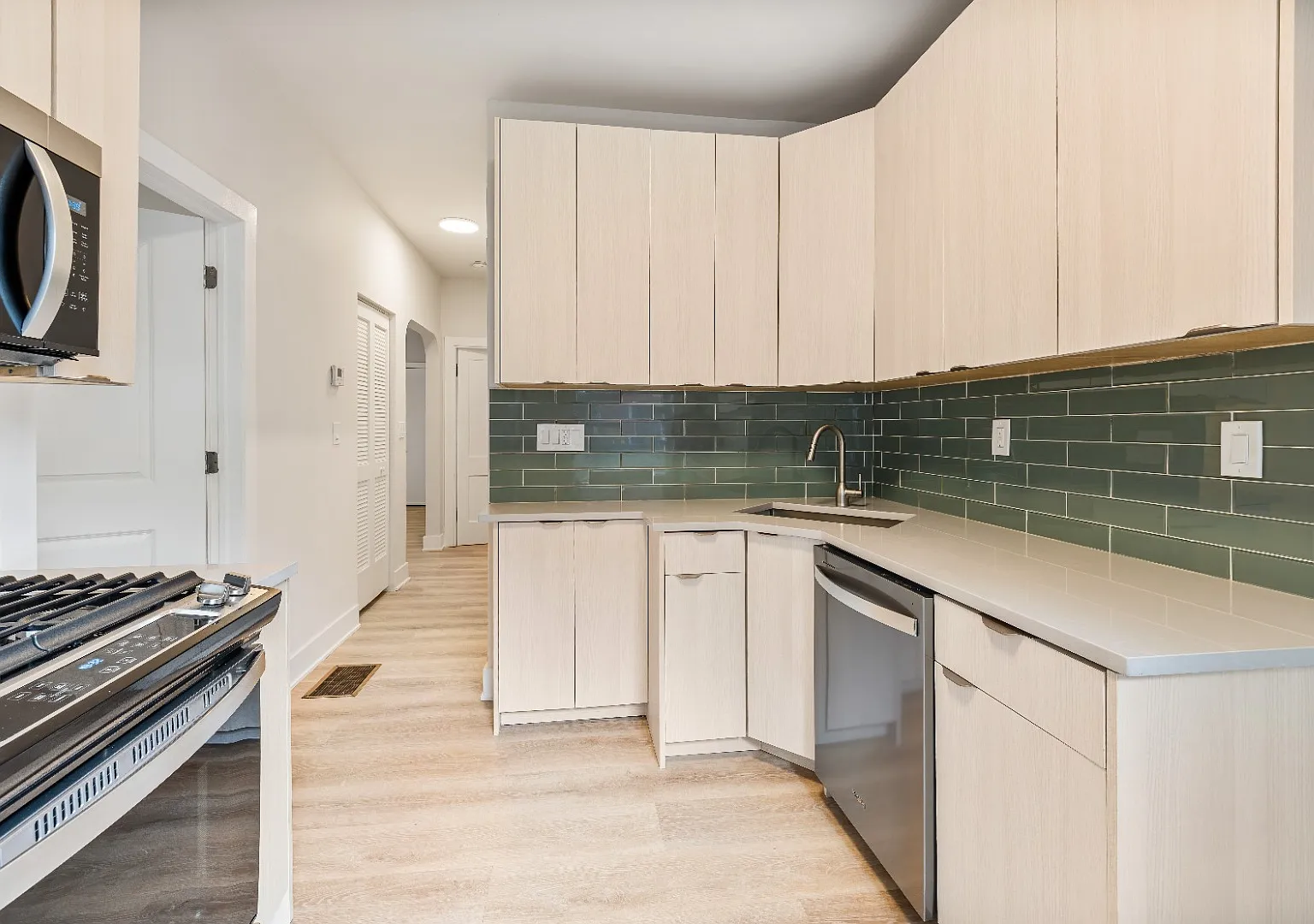 New Logan Square Apartments - November Move ins — Photo 1
