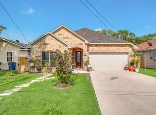 766 Elkhart Ave, Dallas, TX 75217