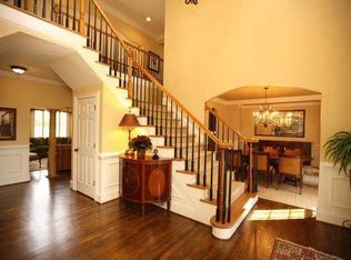 310 Virginia Gln, Milton, GA 30004