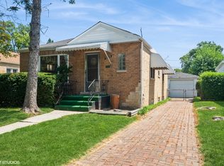 9329 Long Ave, Skokie, IL 60077