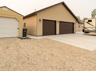 551 Shadybrook Dr, Spring Creek, NV 89815